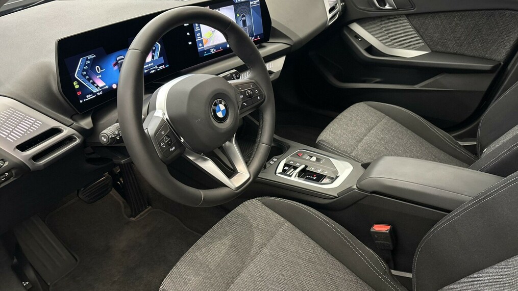 BMW Serii 1, 118