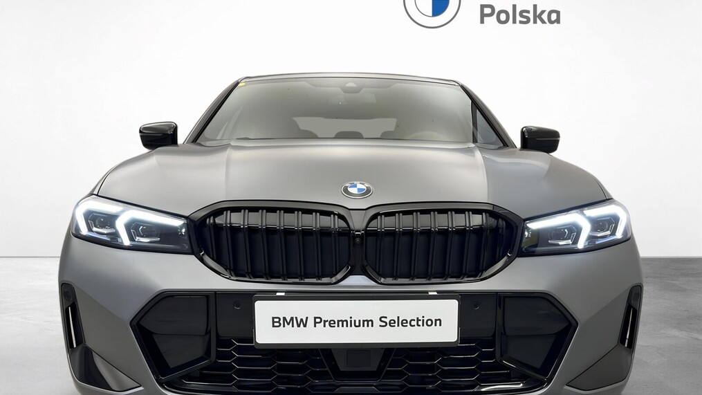 BMW Serii 3, 330