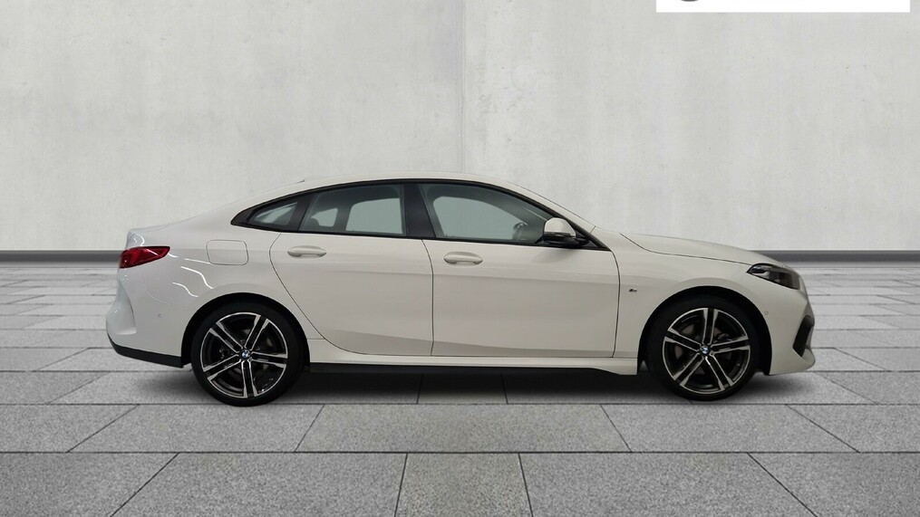 BMW Seria 2 218