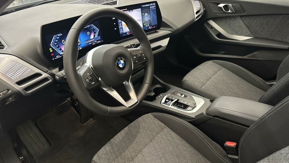 BMW Serii 1, 118