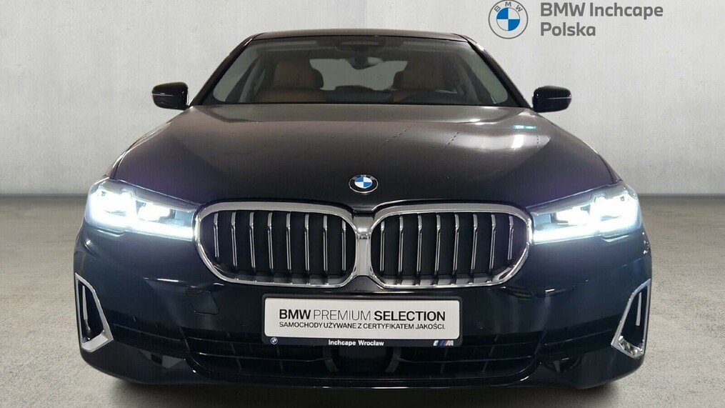 BMW Serii 5, 520