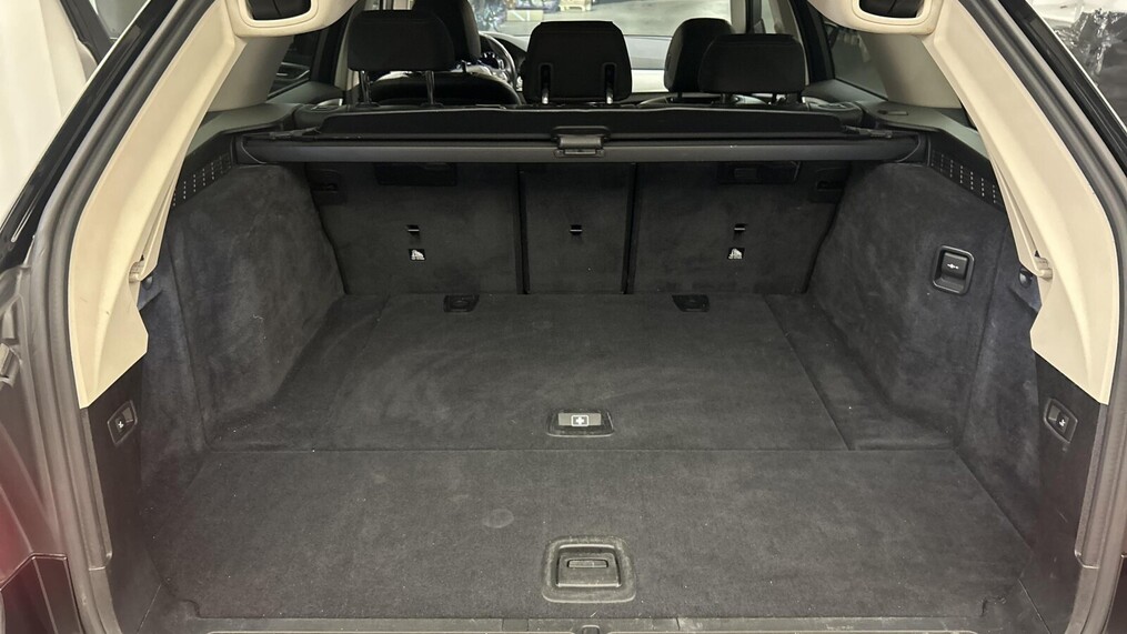 BMW Serii 5, 520