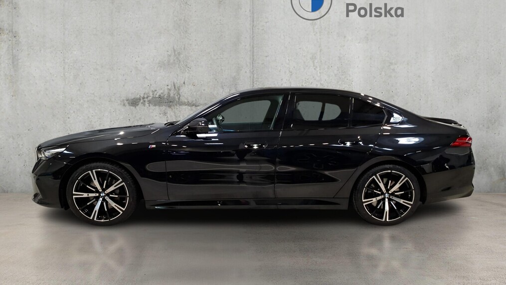 BMW Serii 5, 540