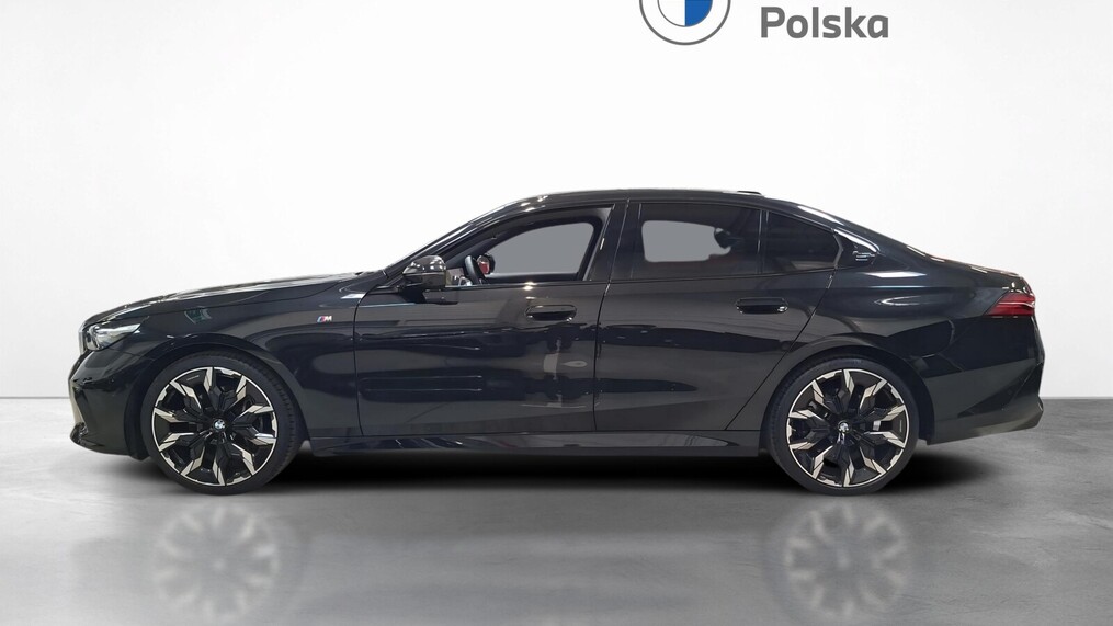 BMW Serii 5, 540