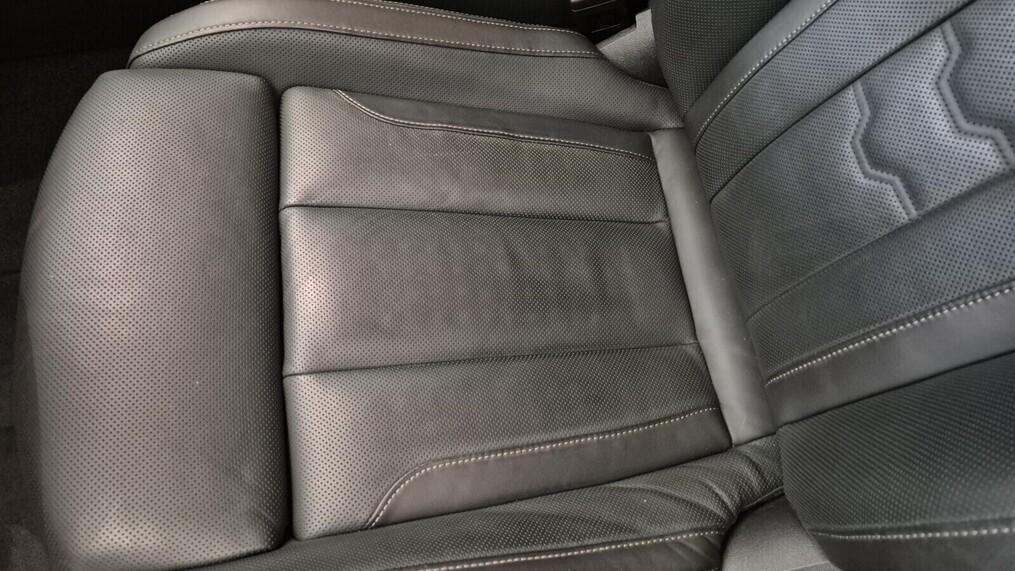 BMW Serii 8, 850