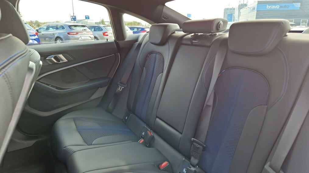 BMW Seria 2 218