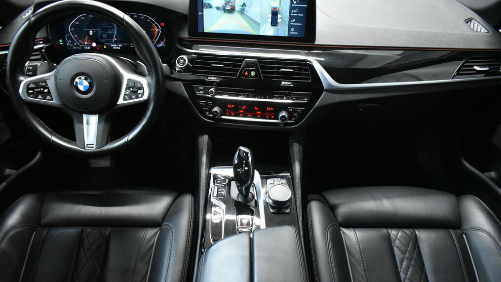 BMW Serii 5, 540