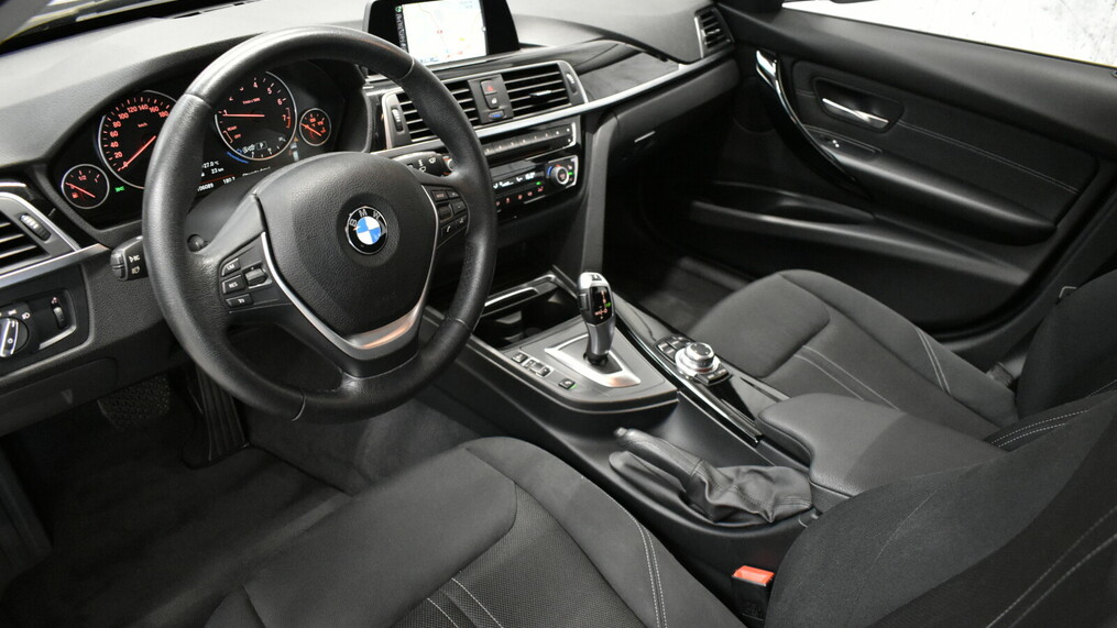 BMW Seria 3 318