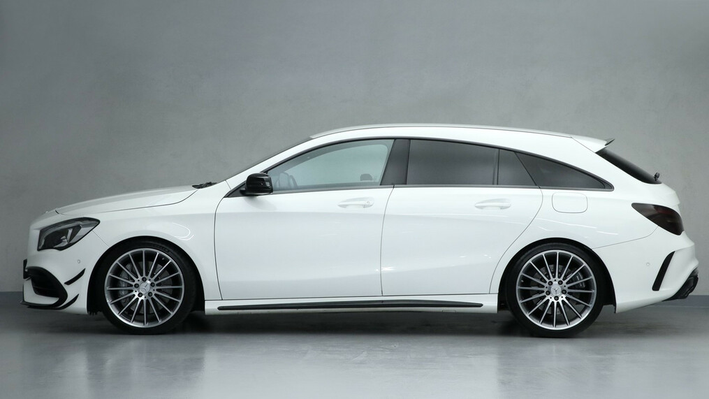 Mercedes-Benz CLA 45 AMG