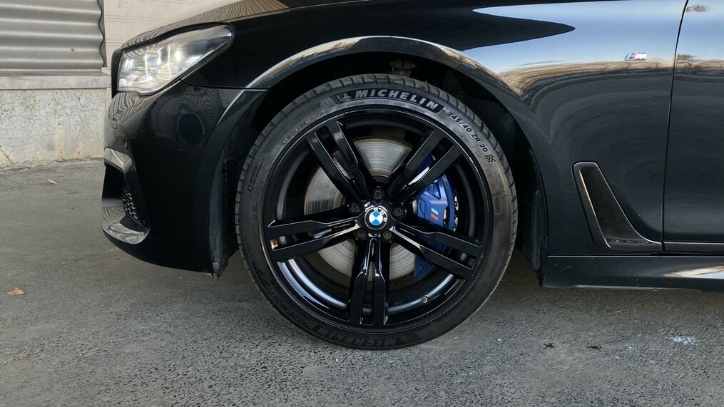 BMW Seria 7 750