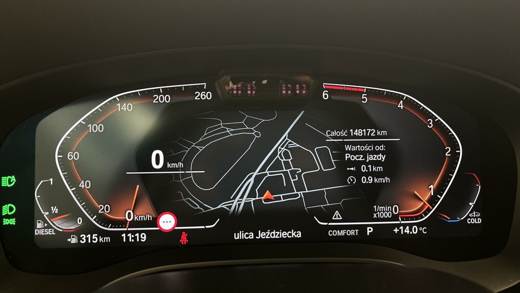 BMW Serii 5, 530