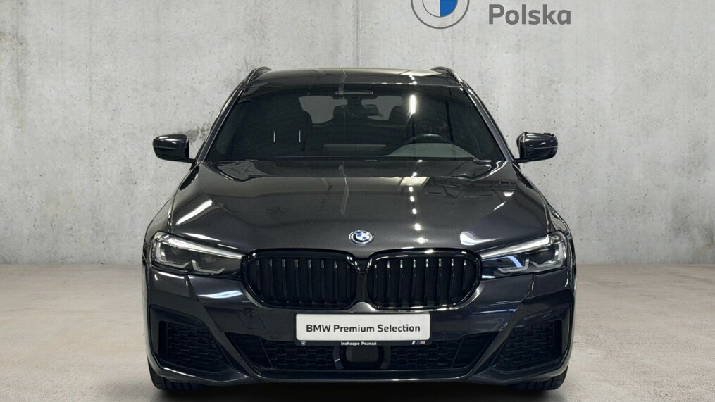 BMW Serii 5, 530