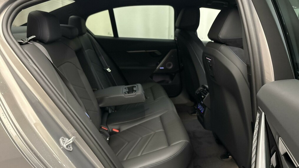 BMW Seria 5, 520