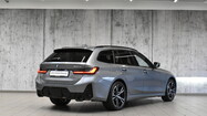 BMW Serii 3, 330