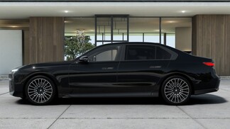 BMW Serii 7, 740