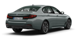 BMW Serii 5, 530