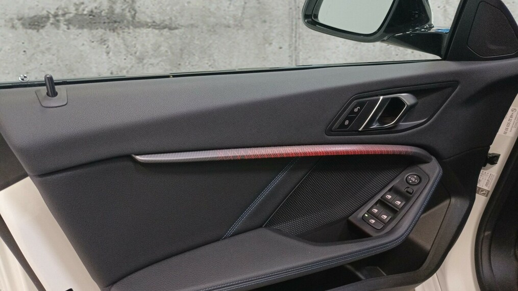 BMW Seria 2 218