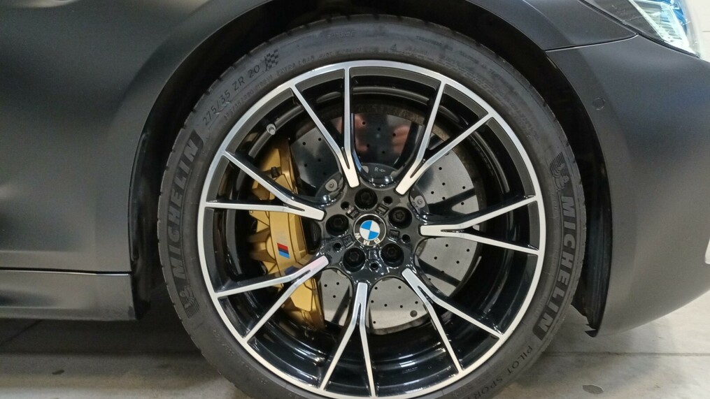 BMW Seria M5