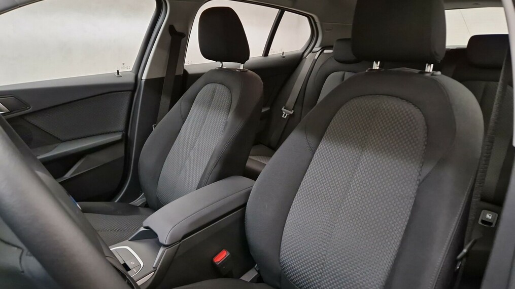BMW Seria 1 118