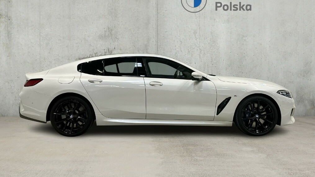 BMW Seria 8 840