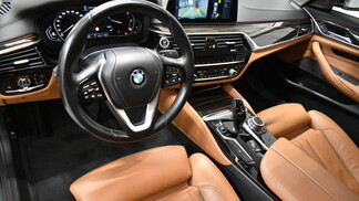 BMW Serii 5, 520