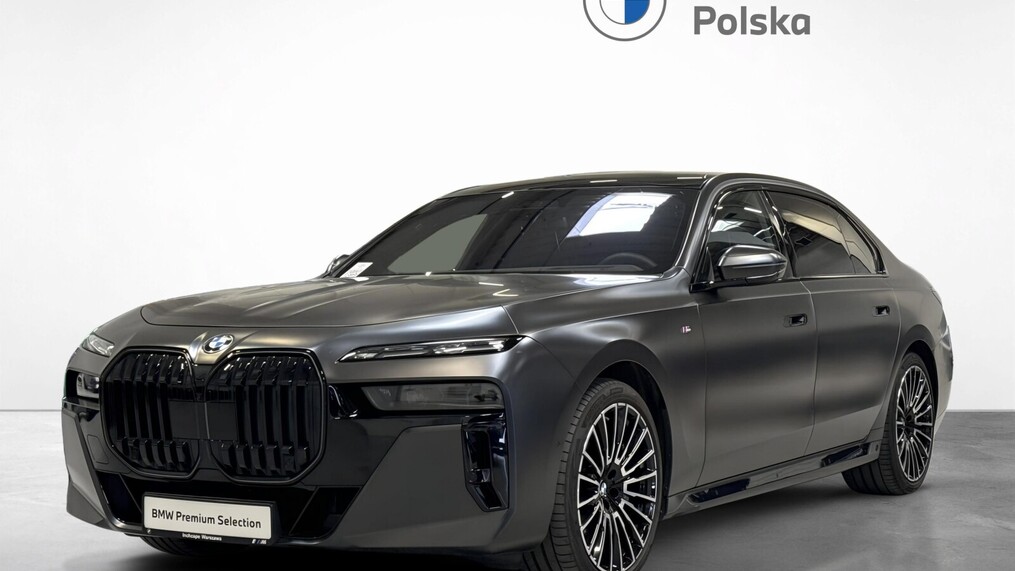BMW Serii 7, 740