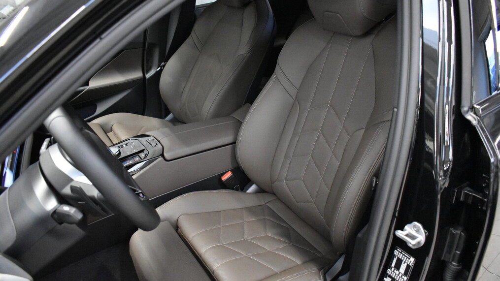 BMW Serii 5, 520