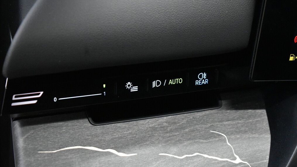 BMW Serii 5, 520