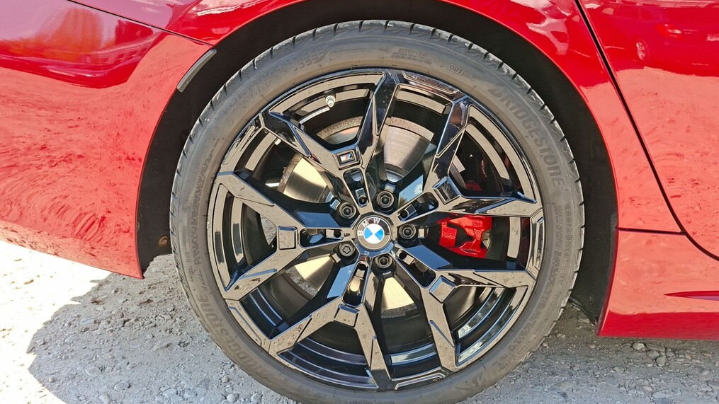 BMW Serii 3, 340