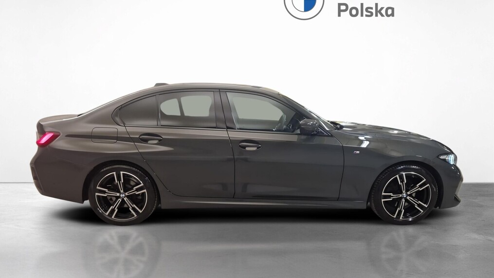 BMW Serii 3, 320