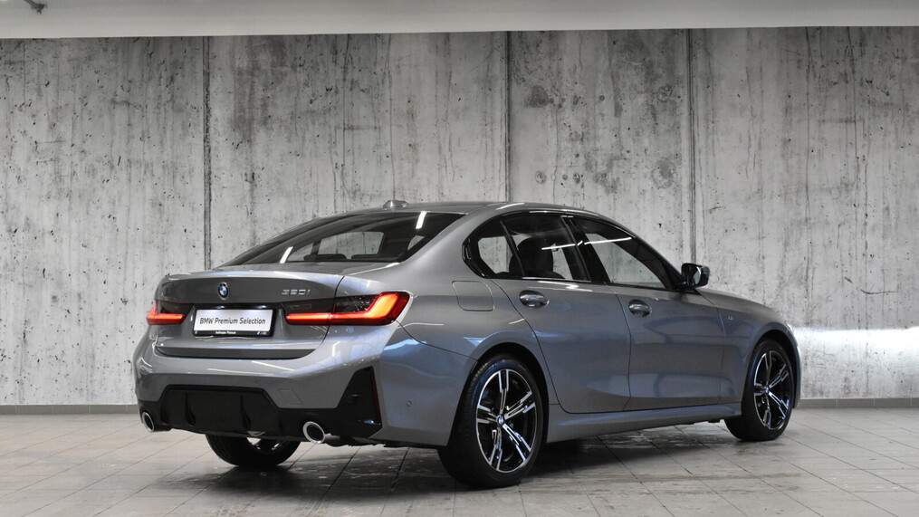 BMW Serii 3, 320