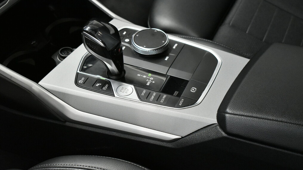 BMW Seria 3 320