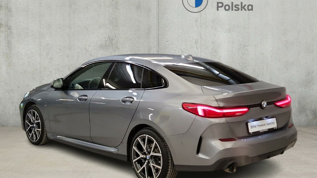 BMW Seria 2 218
