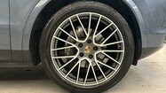miniaturka - Porsche Cayenne