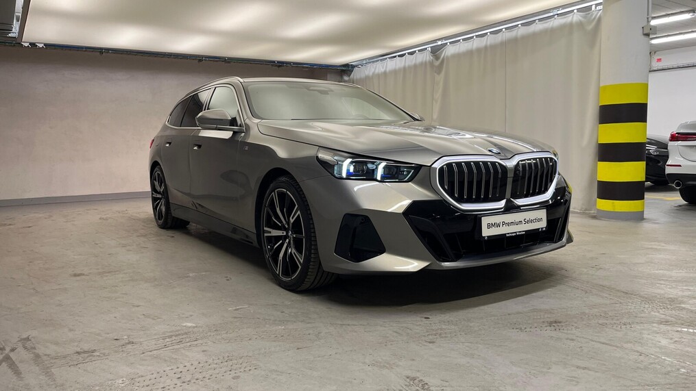 BMW Serii 5, 520