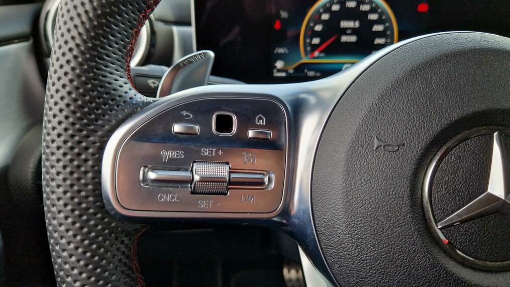 Mercedes-Benz A 35 AMG
