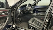 BMW Serii 5, 530