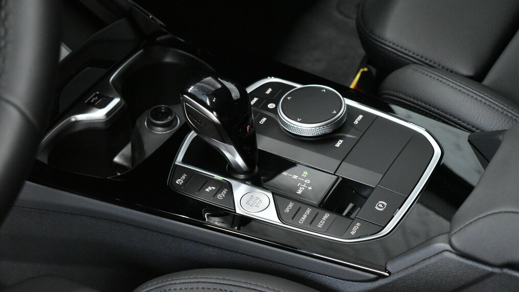 BMW Seria 2 218