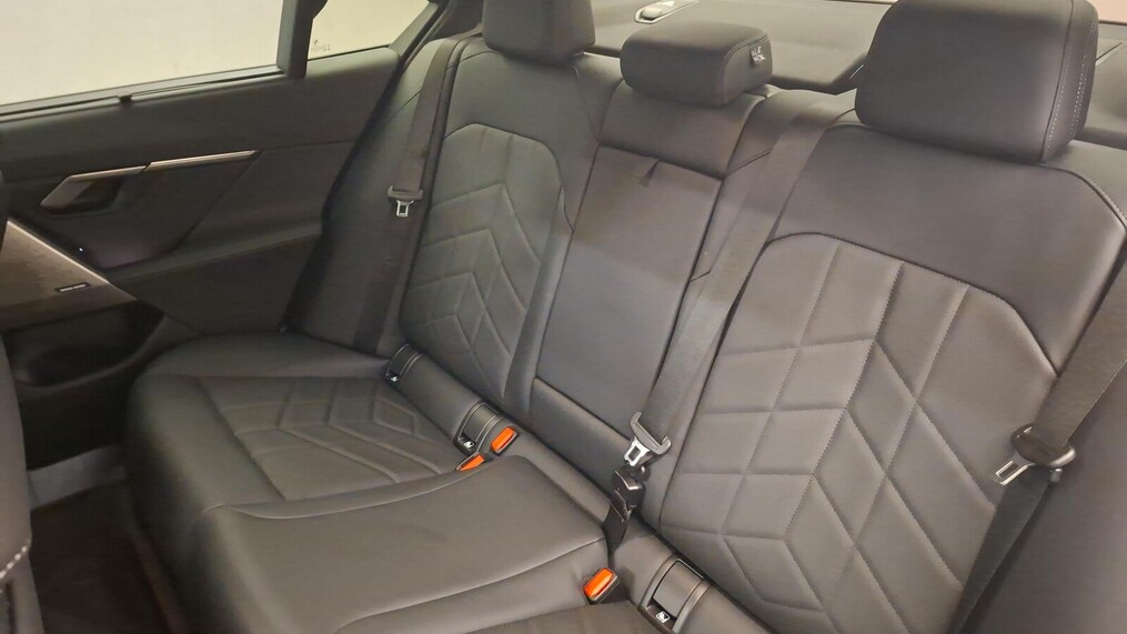 BMW Serii 5, 520