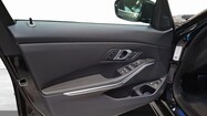 BMW Serii 3, 330