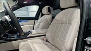 BMW Seria 7 i7