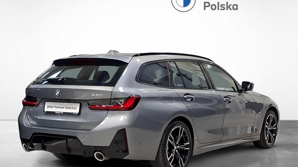 BMW Serii 3, 330