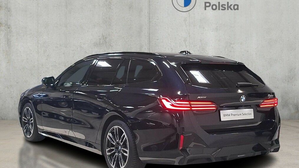 BMW Serii 5, 520