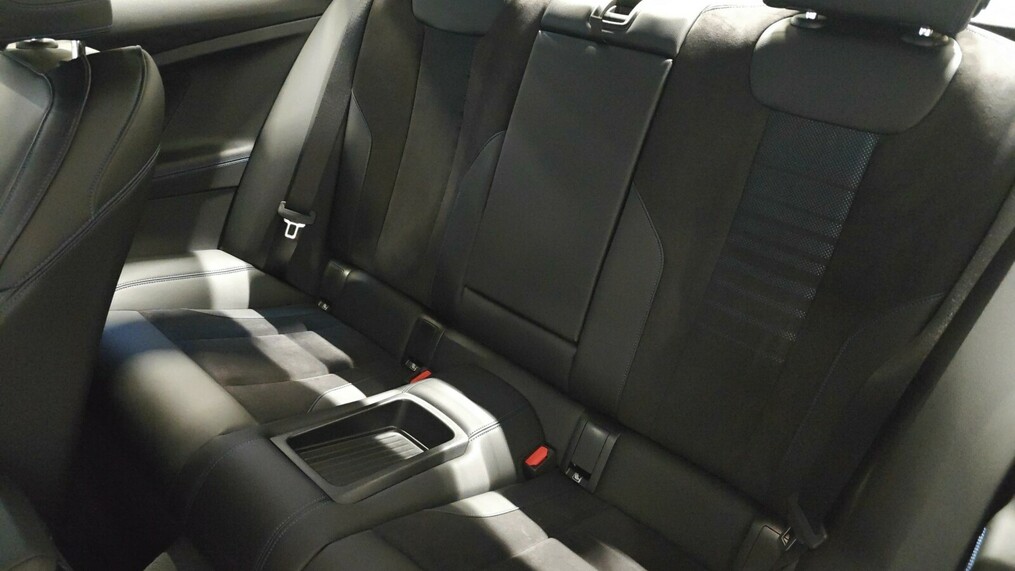 BMW Seria 2 230