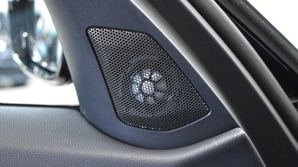 BMW Serii 3, 340