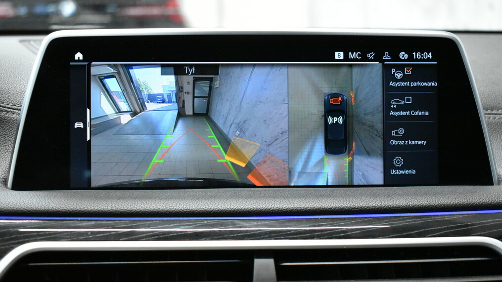 BMW Seria 7 740