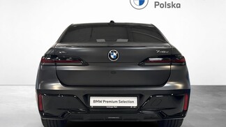 BMW Serii 7, 740