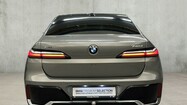 BMW Seria 7 740