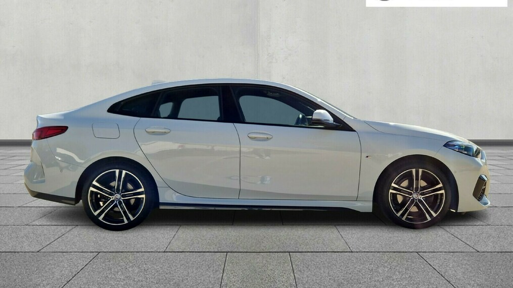 BMW Seria 2 218