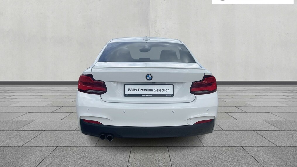 BMW Seria 2 230